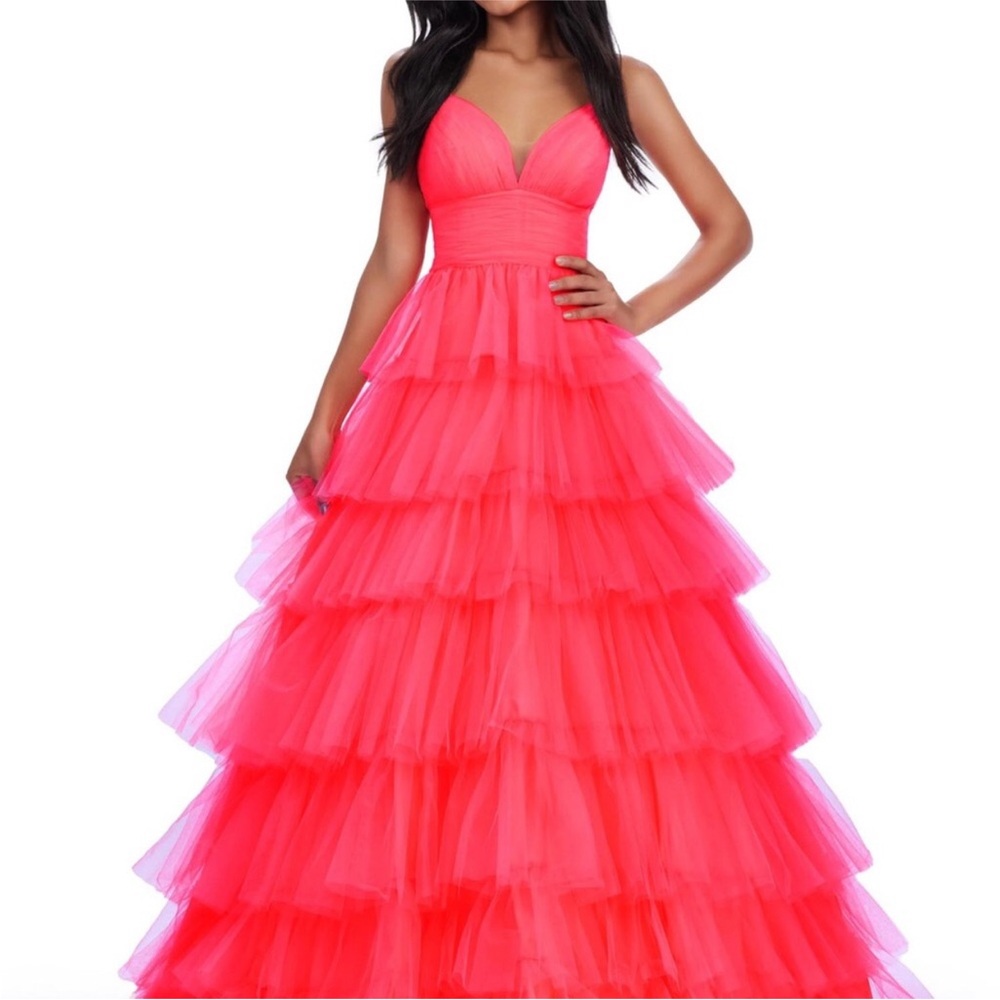 Elegant Pink Tiered Evening Gown